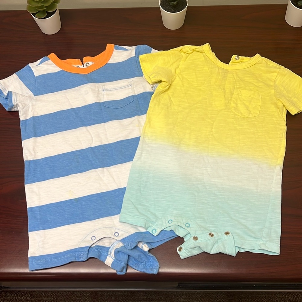 12-18M Primary Onesies